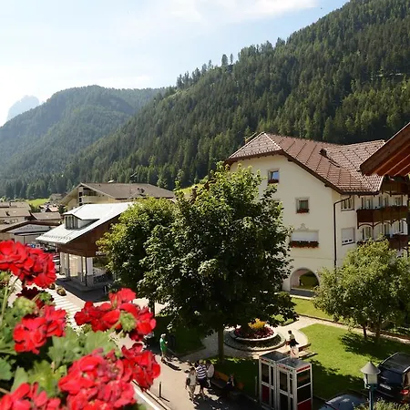 Apartments Rezia Ortisei Exterior photo